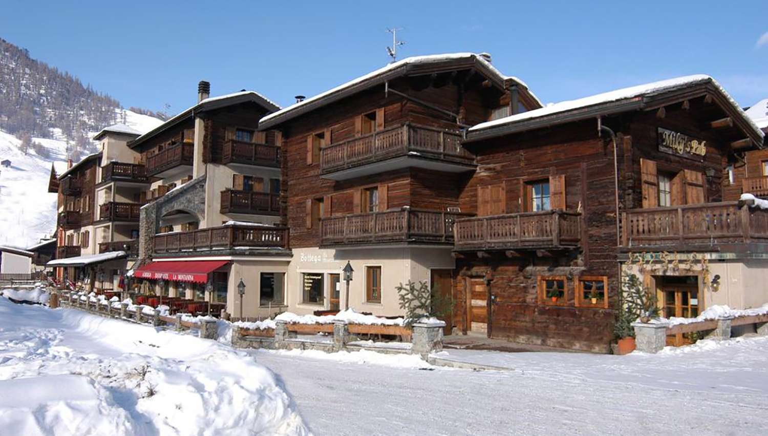 hotel