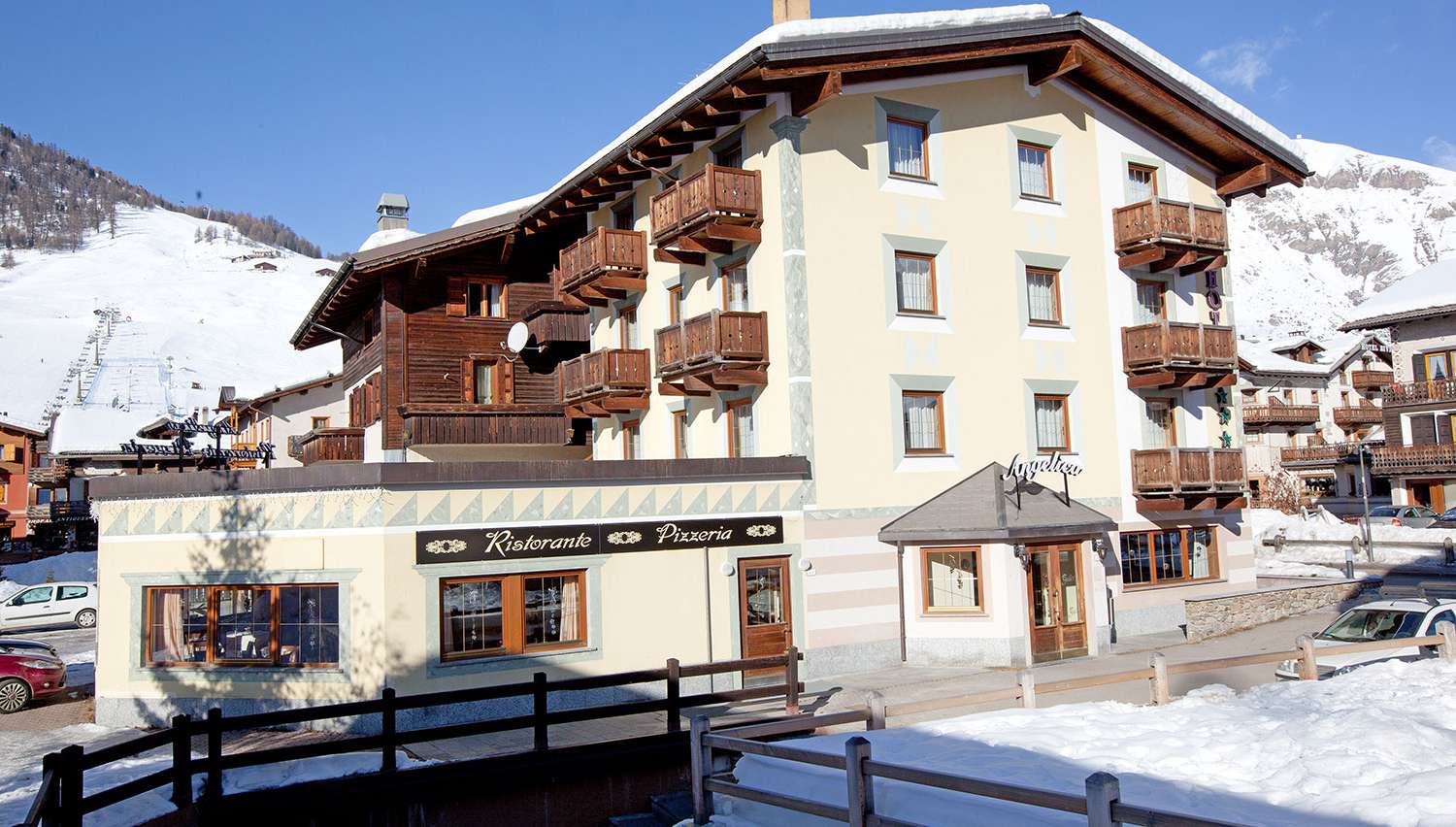 hotel