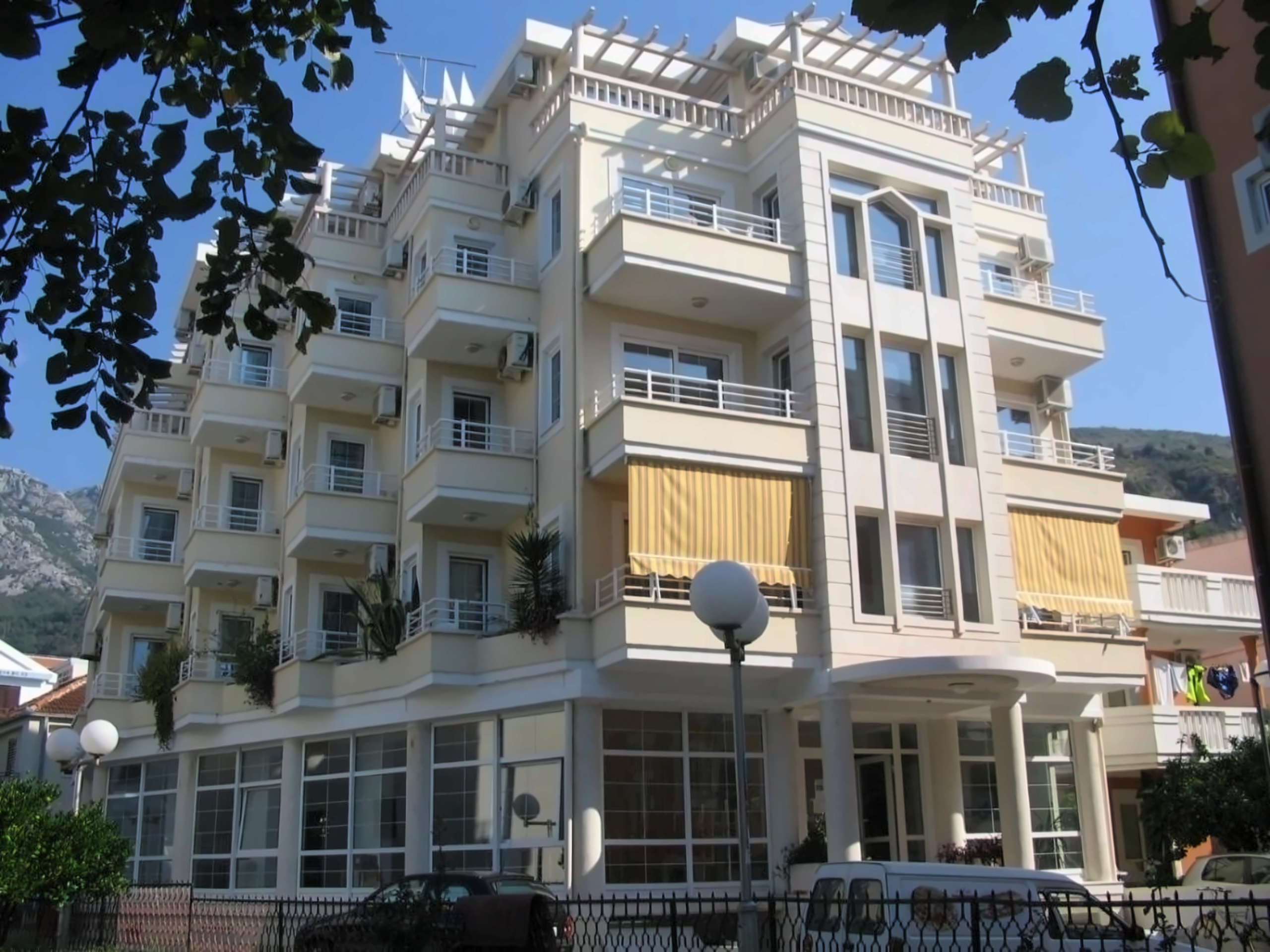 hotel
