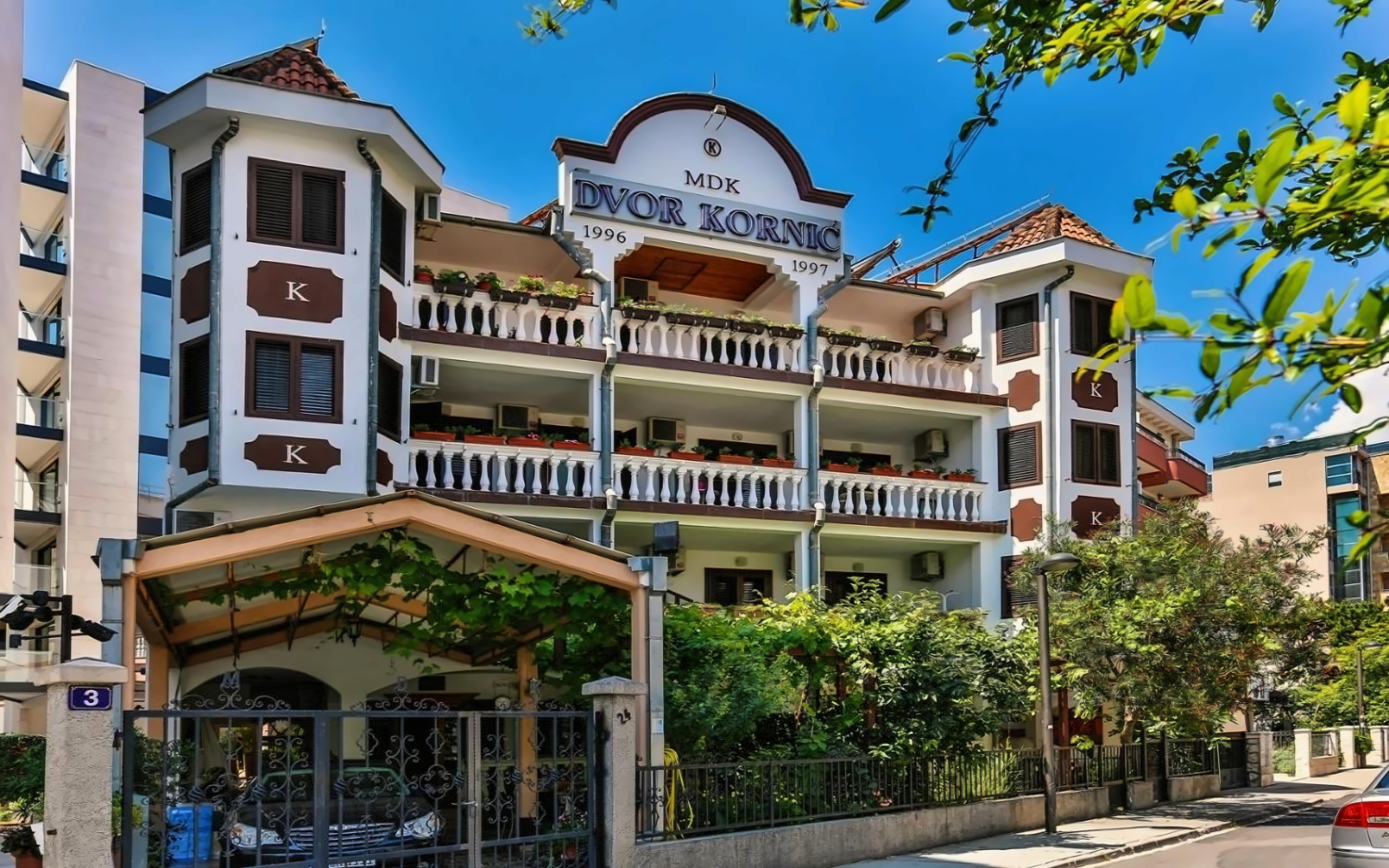 hotel