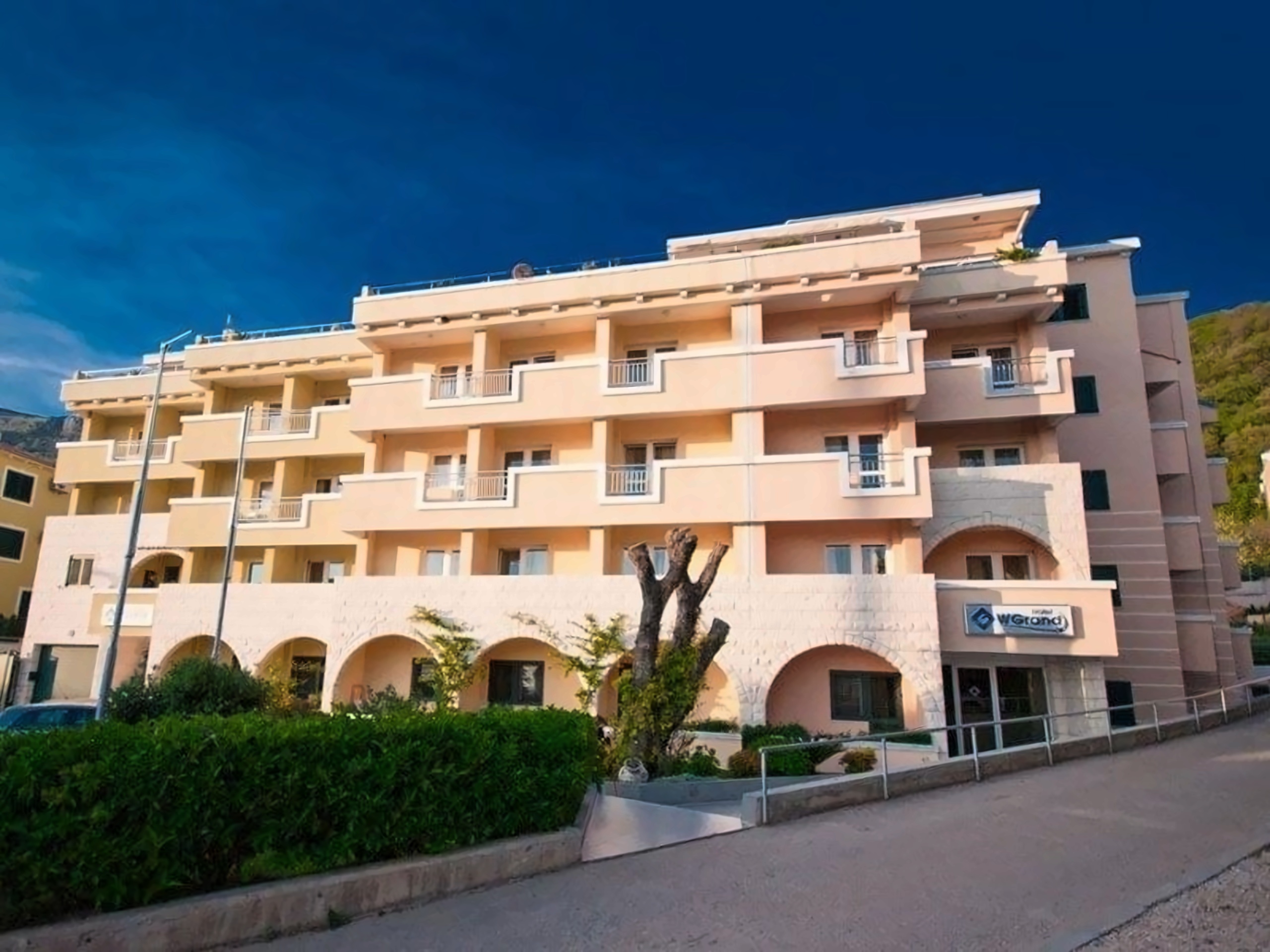 hotel